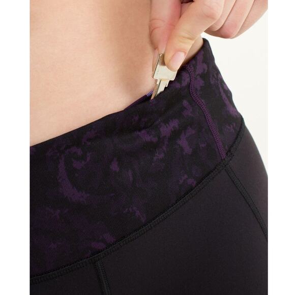 Lululemon Gather & Crow Crop Beautiful Baroque Deep - Picture 3 of 15